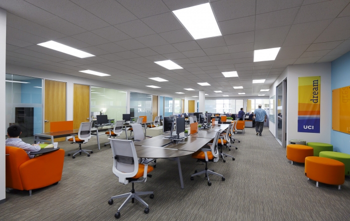 海湾协作工作室办公室设计