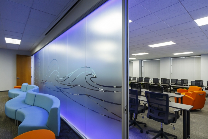 海湾协作工作室办公室设计