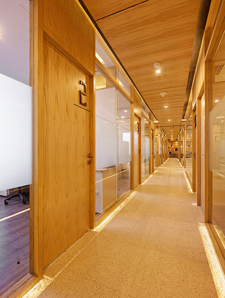 上海办公室装修的成本到底高不高？