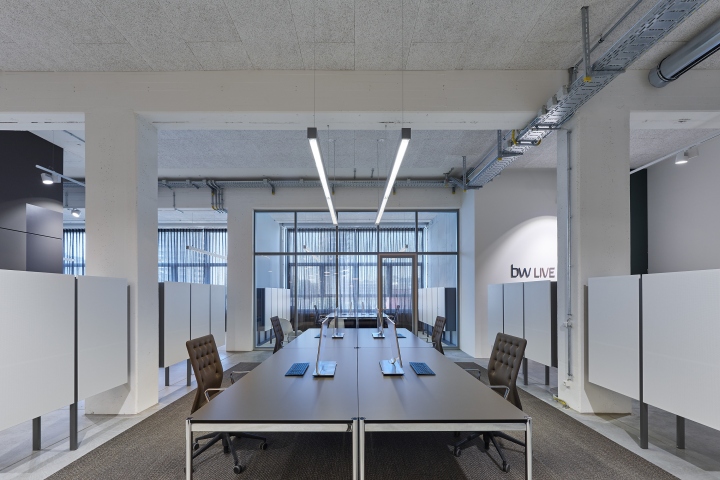 创意中心办公室设计的重组改造