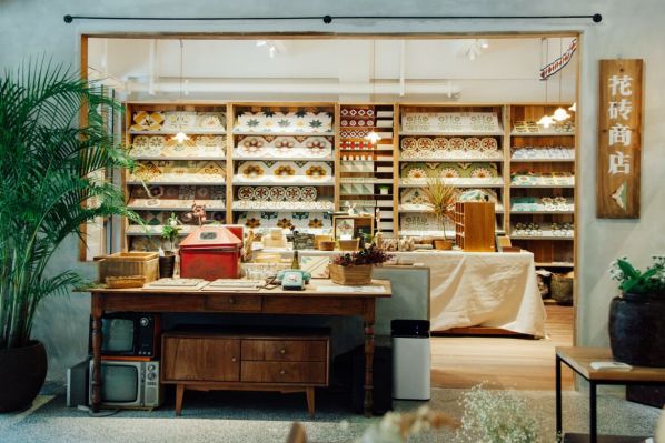 办公室设计下的复古风格的旧物仓