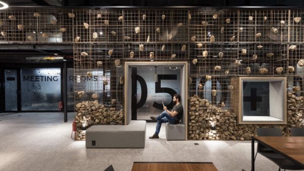 在办公室装修时应该考虑的设计