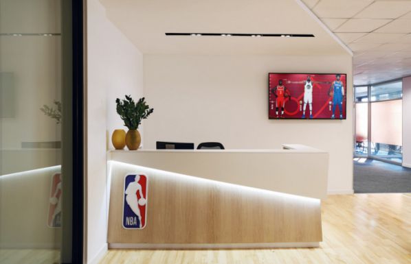 办公室装修打造的NBA特色风格