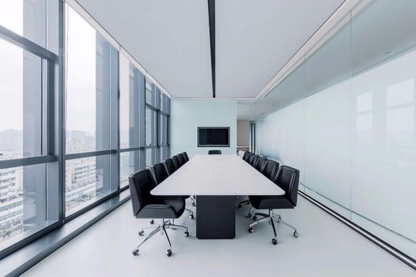 办公室装修适合买大尺寸的办公家具吗